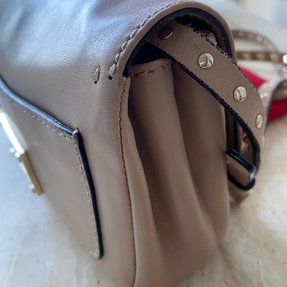 Authentic Valentino Garavani Mini Shoulder Bag - Picture 4 of 6